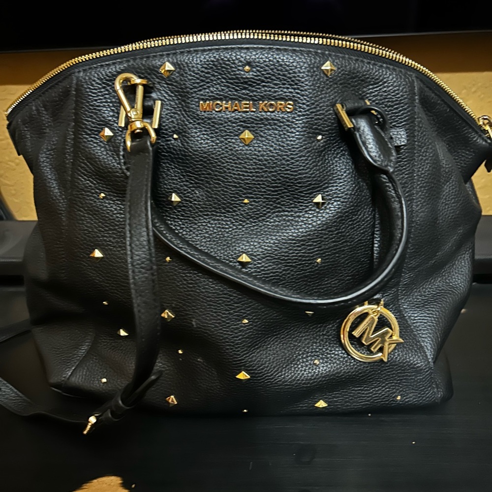 Michael kors pebbled black purse